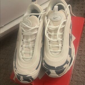 Nike Cream and Black Athletic Shoes